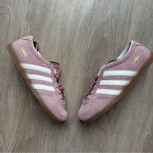 NWT Adidas Gazelle Lo Pro sneakers